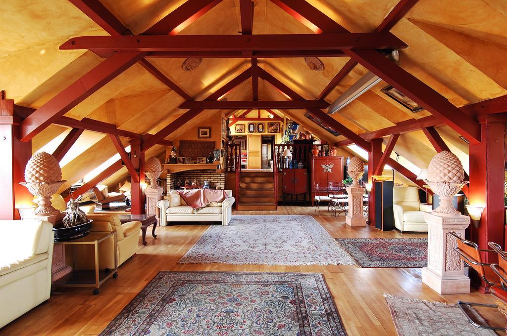 Chambres D'hotes Le Loft 13 Frühstückspension